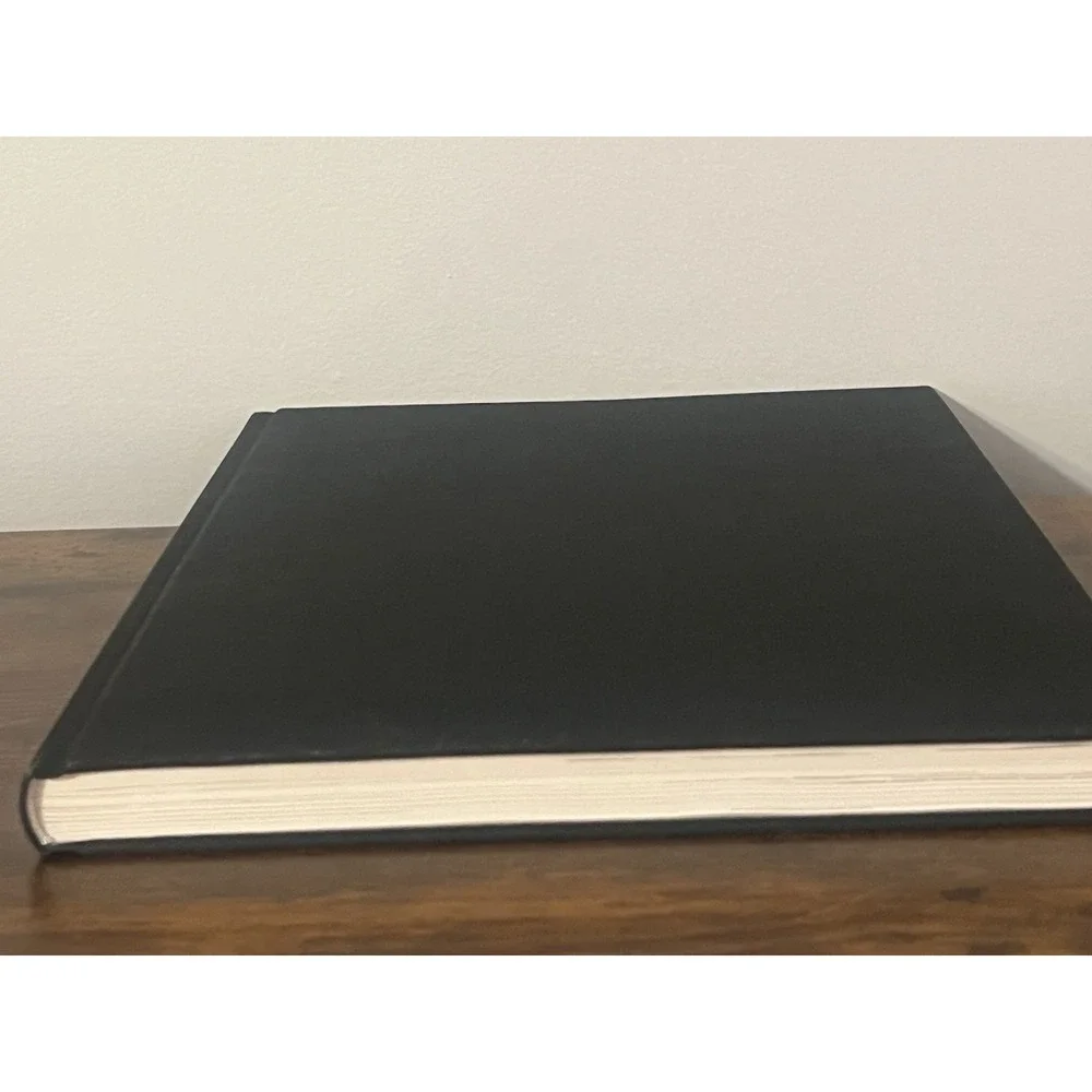 Taylor Guitars 30 Years‎ of a New American Classic Hardcover – Slight Bend